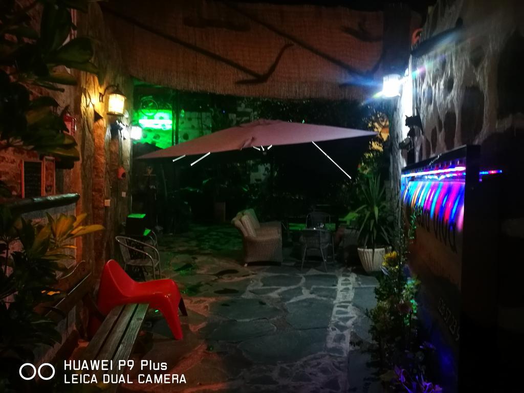 La Piedra Viva , Siete Hermanos 2* Agüimes